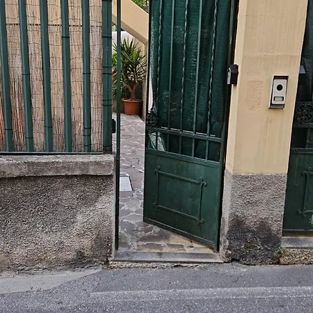 A Filippo's By The Sea Guest house *